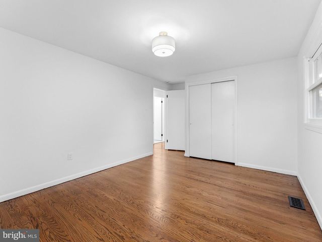1818 RUSSET DR, Cherry Hill, NJ 08003