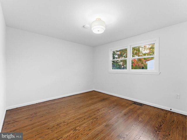 1818 RUSSET DR, Cherry Hill, NJ 08003