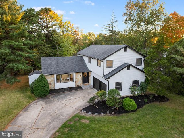 1818 RUSSET DR, Cherry Hill, NJ 08003