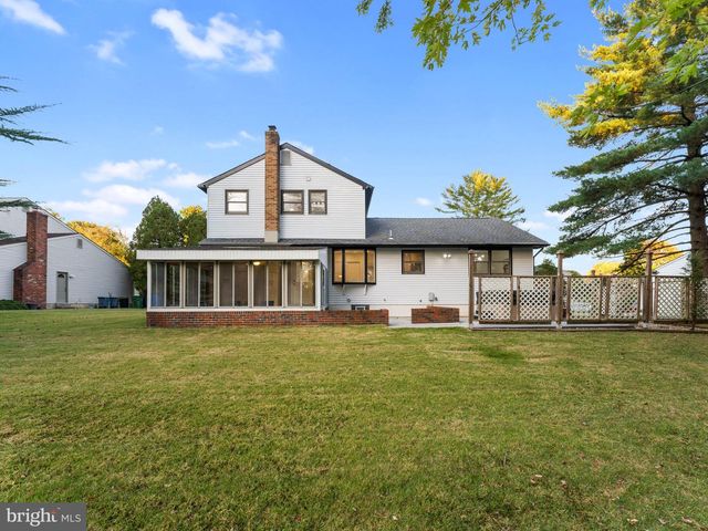 1818 RUSSET DR, Cherry Hill, NJ 08003