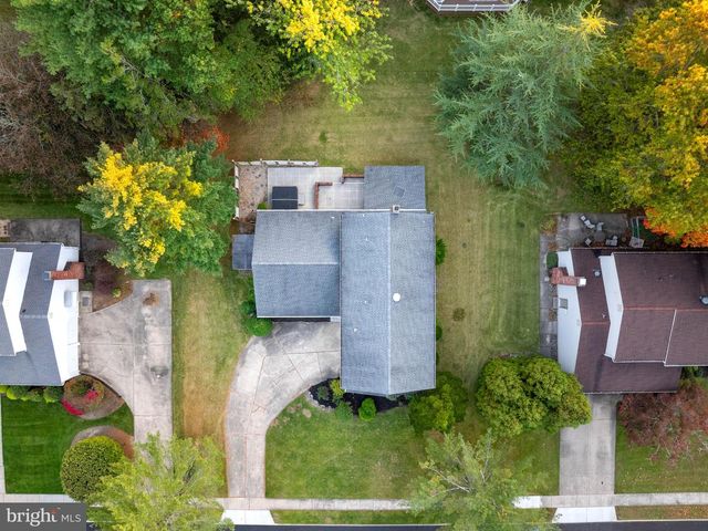 1818 RUSSET DR, Cherry Hill, NJ 08003