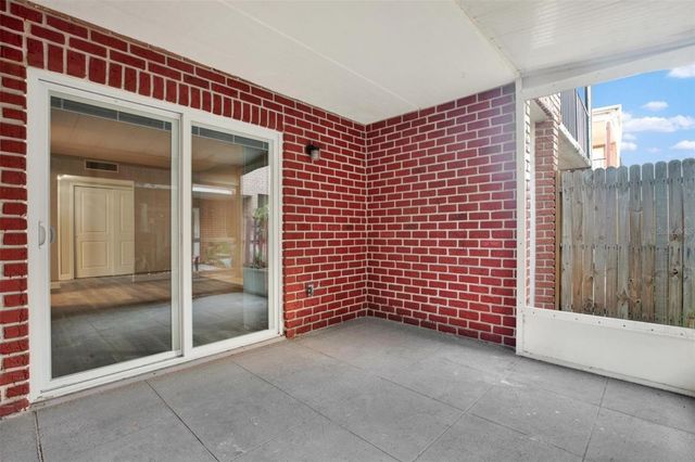 8345 13TH STREET N B, St Petersburg, FL 33702