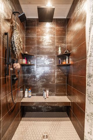 1506 Rock Springs Rd, Bethpage, TN 37022