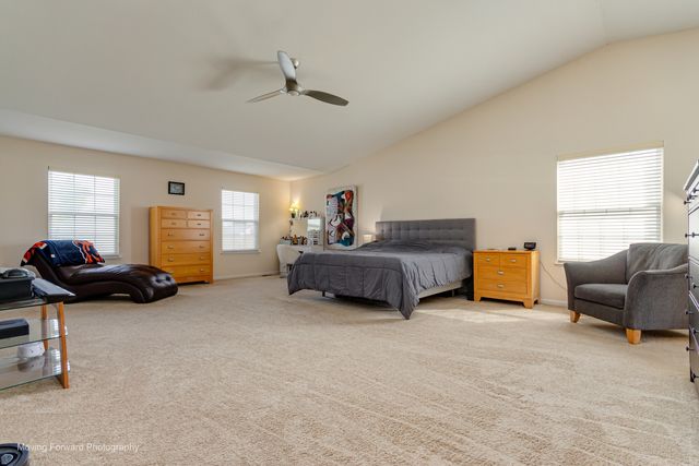 2368 Pagosa Springs Drive, Aurora, IL 60503