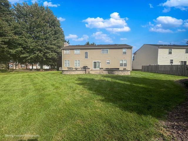 2368 Pagosa Springs Drive, Aurora, IL 60503