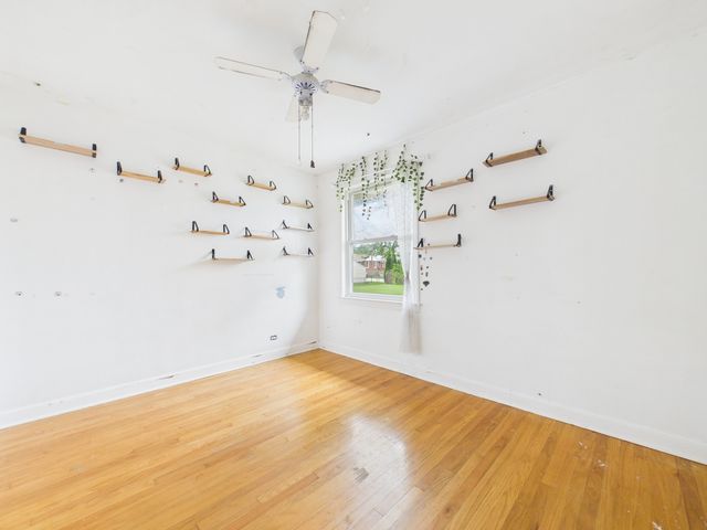 2308 Stratford Avenue, Westchester, IL 60154