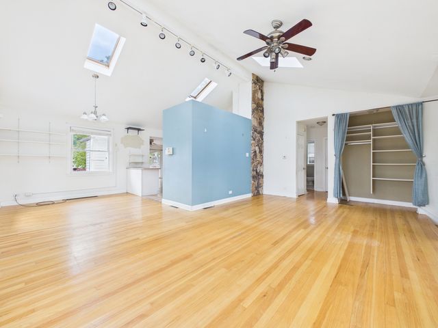 2308 Stratford Avenue, Westchester, IL 60154