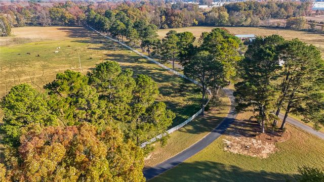 10318 Meers Lane, Dardanelle, AR 72834