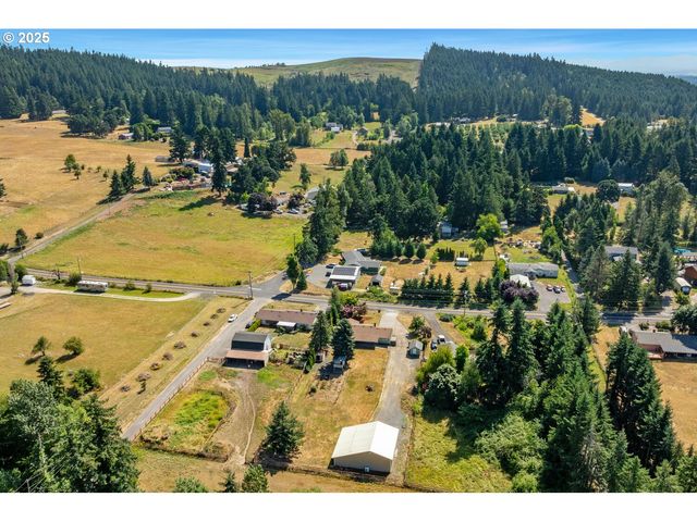 17039 S BRADLEY Rd, Oregon City, OR 97045