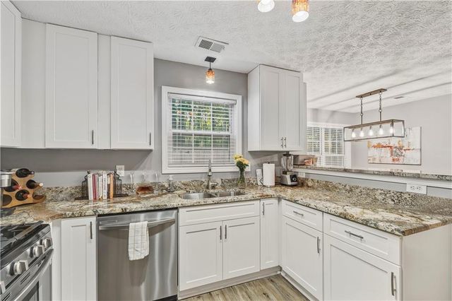 2727 Northgate Way NW, Acworth, GA 30101