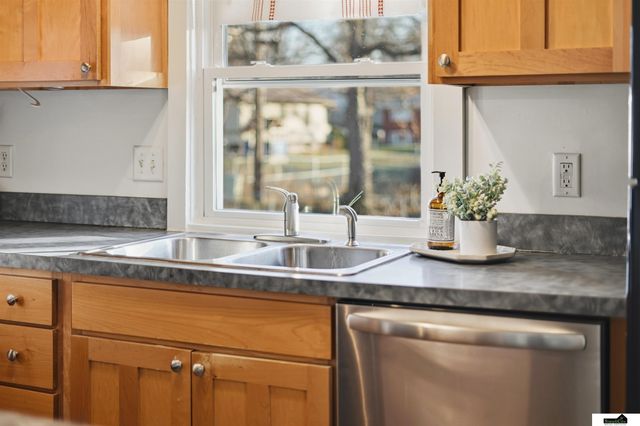 4125 M Street, Lincoln, NE 68510