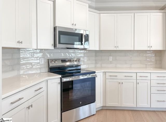 508 Pennystone Lane, Simpsonville, SC 29681