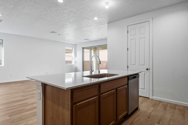 2529 Seaforth Circle NE, Rio Rancho, NM 87144