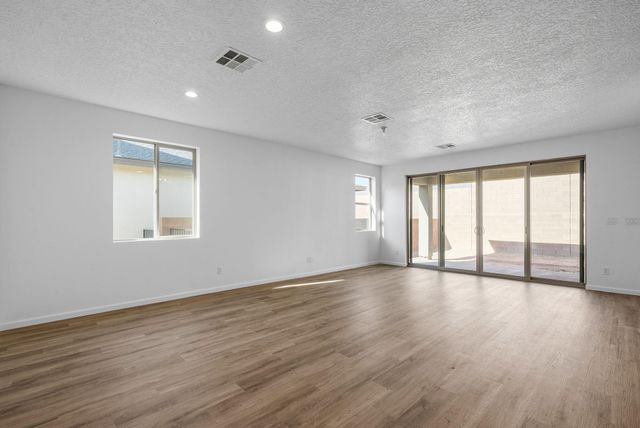 2529 Seaforth Circle NE, Rio Rancho, NM 87144