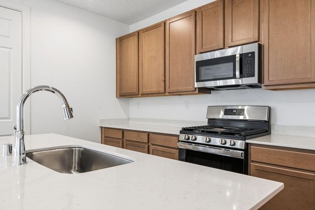 2529 Seaforth Circle NE, Rio Rancho, NM 87144