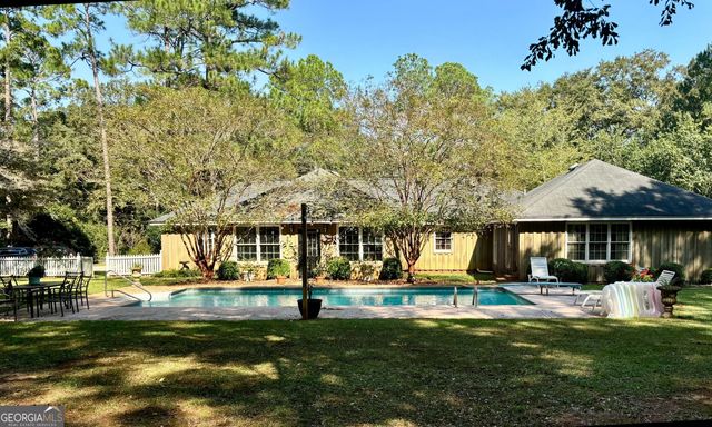 145 Pearson Drive SW, Dawson, GA 39842