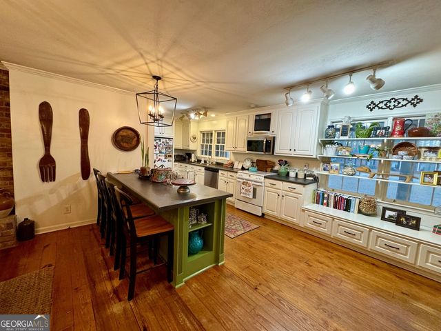 145 Pearson Drive SW, Dawson, GA 39842