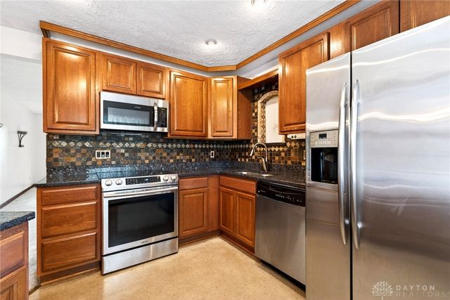 510 Rohr Lane, Englewood, OH 45322