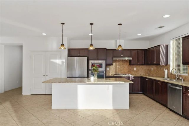30679 View Ridge Lane, Menifee, CA 92584