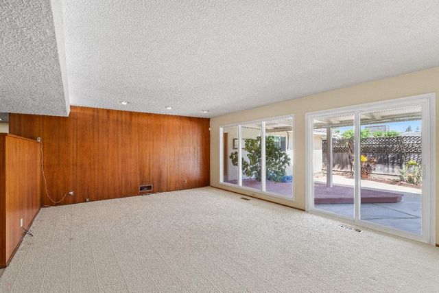 309 Northwood Dr, Modesto, CA 95350