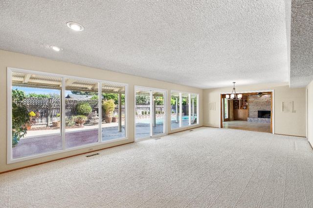 309 Northwood Dr, Modesto, CA 95350