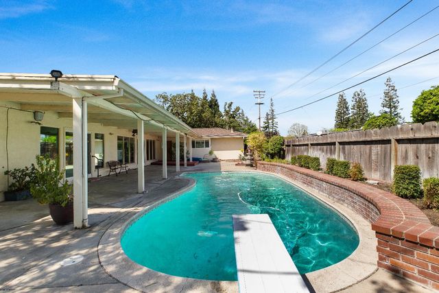 309 Northwood Dr, Modesto, CA 95350