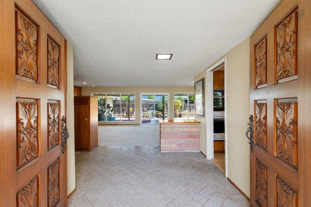 309 Northwood Dr, Modesto, CA 95350