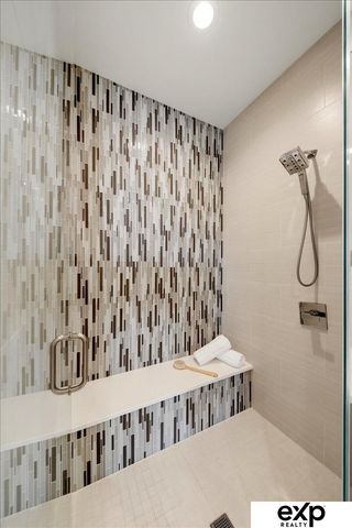 7711 S 96 Bay, Lincoln, NE 68526