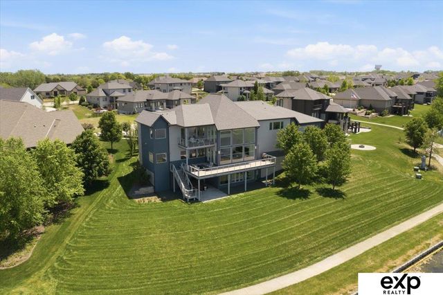7711 S 96 Bay, Lincoln, NE 68526