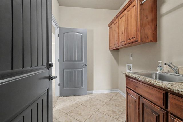 810 S Tallchief Avenue, Skiatook, OK 74070