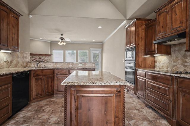 810 S Tallchief Avenue, Skiatook, OK 74070