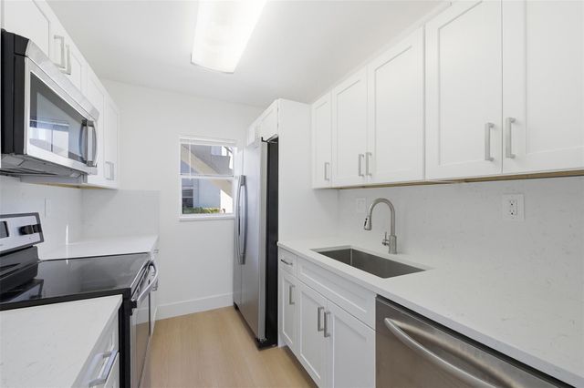 3228 Coral Ridge Drive 3228, Coral Springs, FL 33065