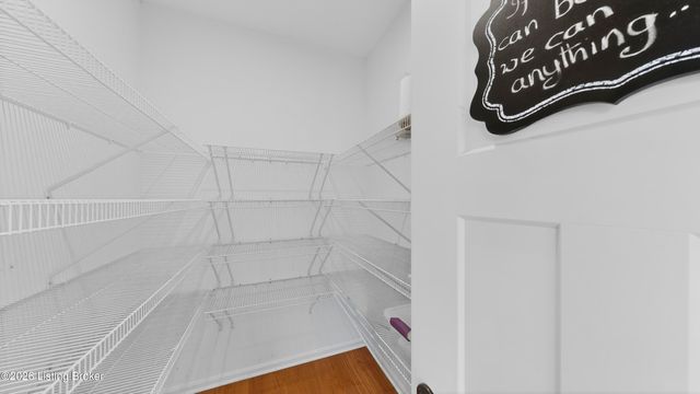 15938 Long Meadow Way, Louisville, KY 40245