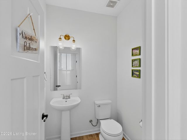 15938 Long Meadow Way, Louisville, KY 40245