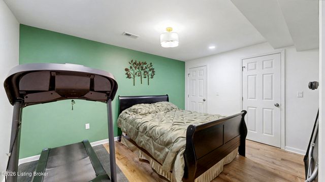 15938 Long Meadow Way, Louisville, KY 40245