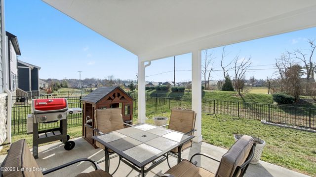 15938 Long Meadow Way, Louisville, KY 40245