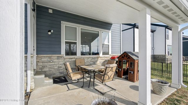 15938 Long Meadow Way, Louisville, KY 40245