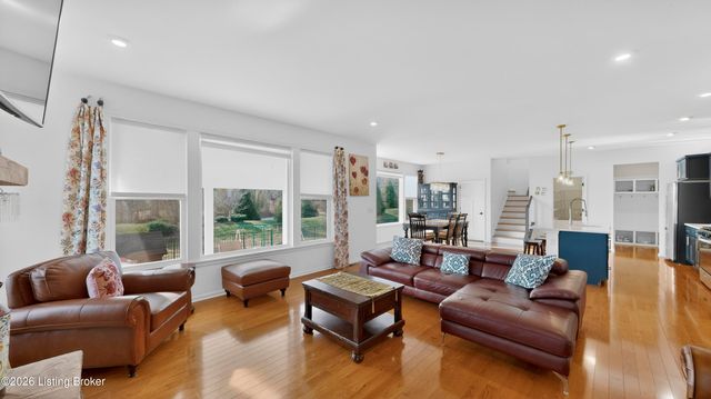 15938 Long Meadow Way, Louisville, KY 40245