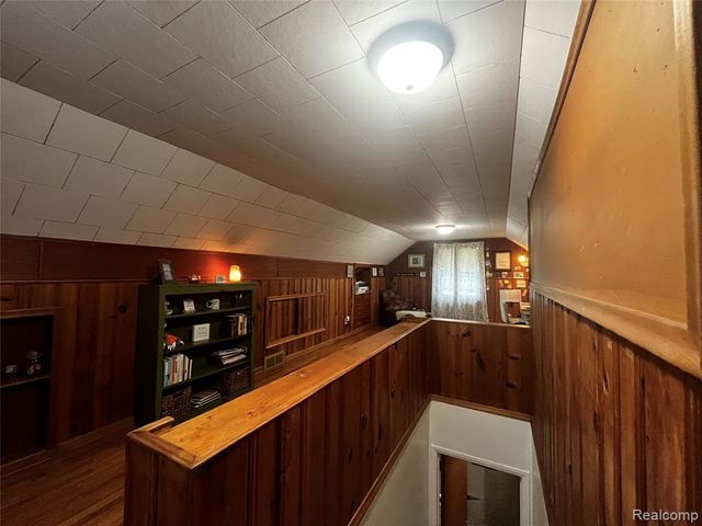 15854 Englewood Avenue, Allen Park, MI 48101