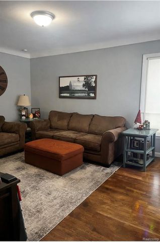 15854 Englewood Avenue, Allen Park, MI 48101