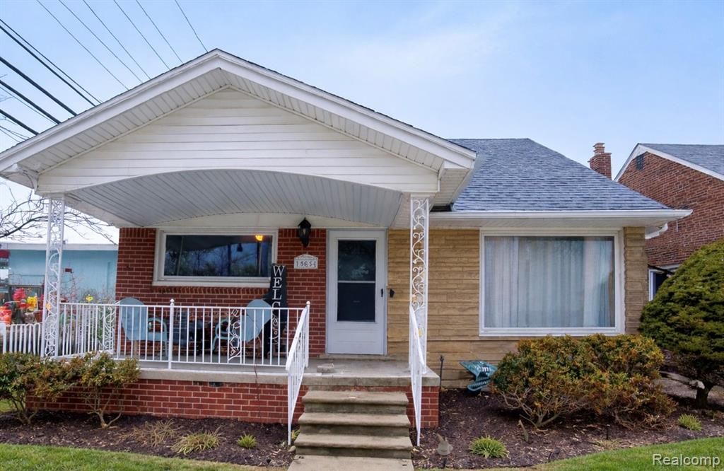 15854 Englewood Avenue, Allen Park, MI 48101