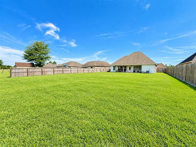 1489 Cameron Ct Court, Lake Charles, LA 70611