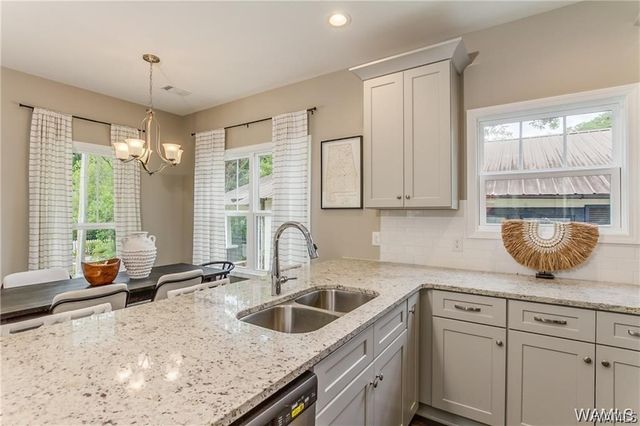 2312 9th, Northport, AL 35476