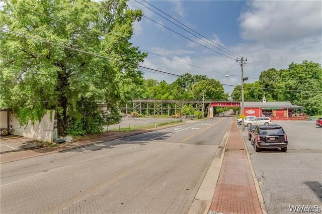 2312 9th, Northport, AL 35476