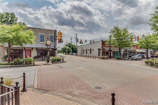 2312 9th, Northport, AL 35476