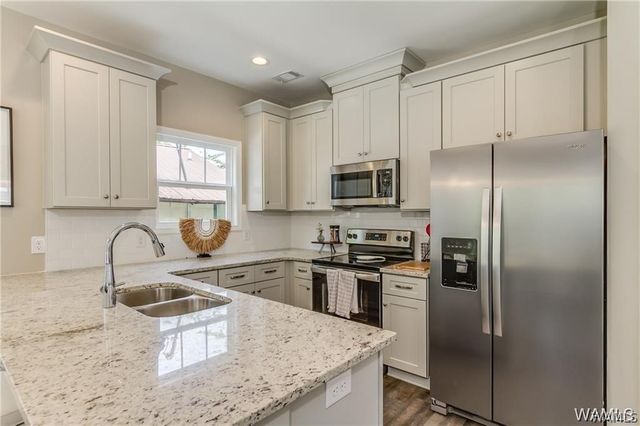 2312 9th, Northport, AL 35476