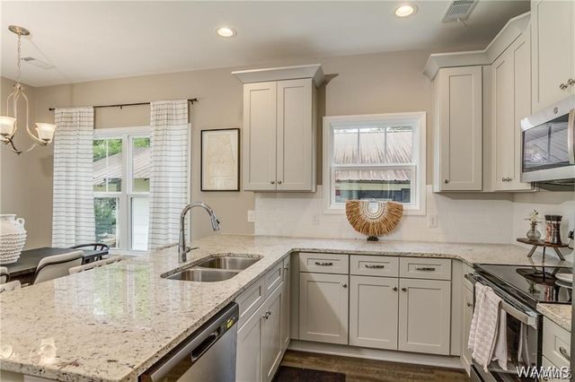 2312 9th, Northport, AL 35476