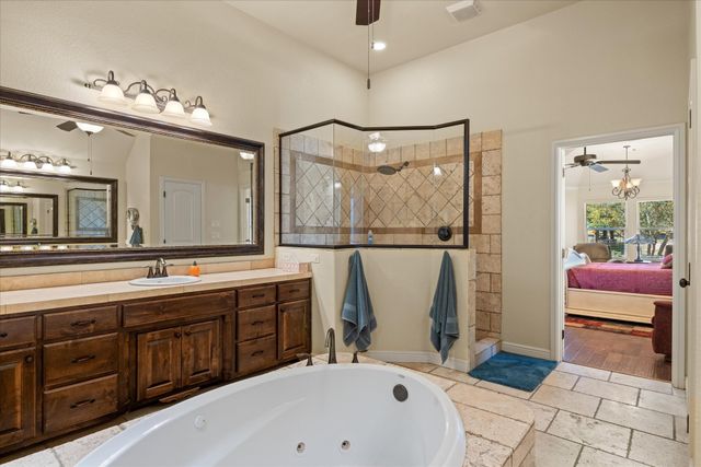 1400 Bentwater Parkway, Granbury, TX 76049