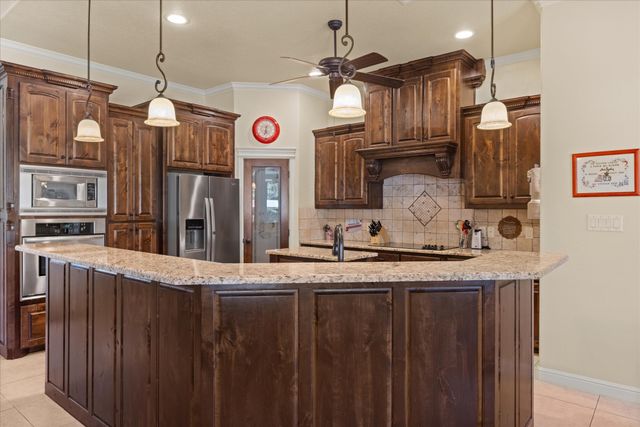 1400 Bentwater Parkway, Granbury, TX 76049