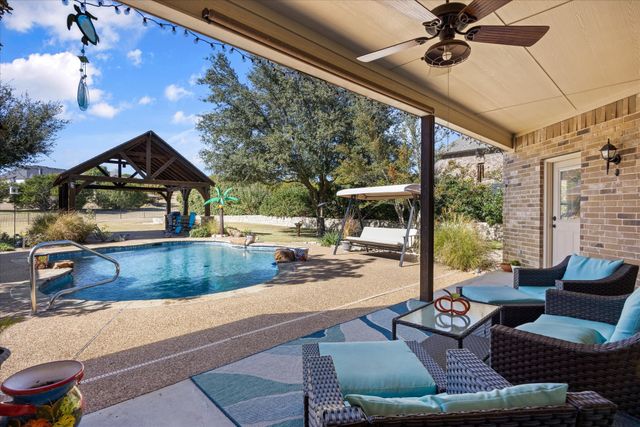 1400 Bentwater Parkway, Granbury, TX 76049